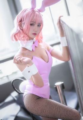 《乳色吐息》第一集免费观看